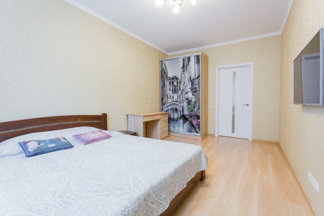 Business Class Apartment At Lomonosova Kiev Eksteriør bilde